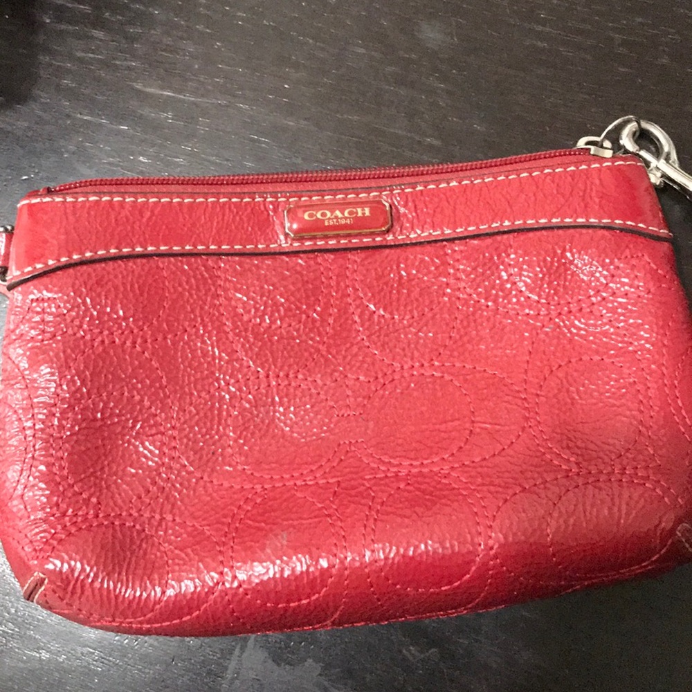 Pouch coach